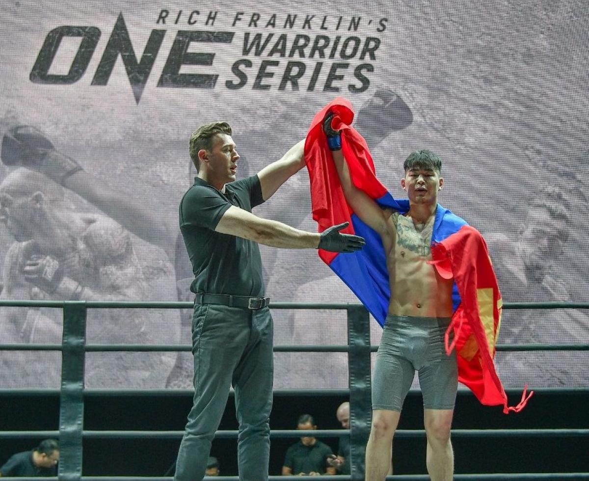 З.Шинэчагтга "One Championship"-ийн ээлжит тулаанаа дараа долоо хоногт хийнэ