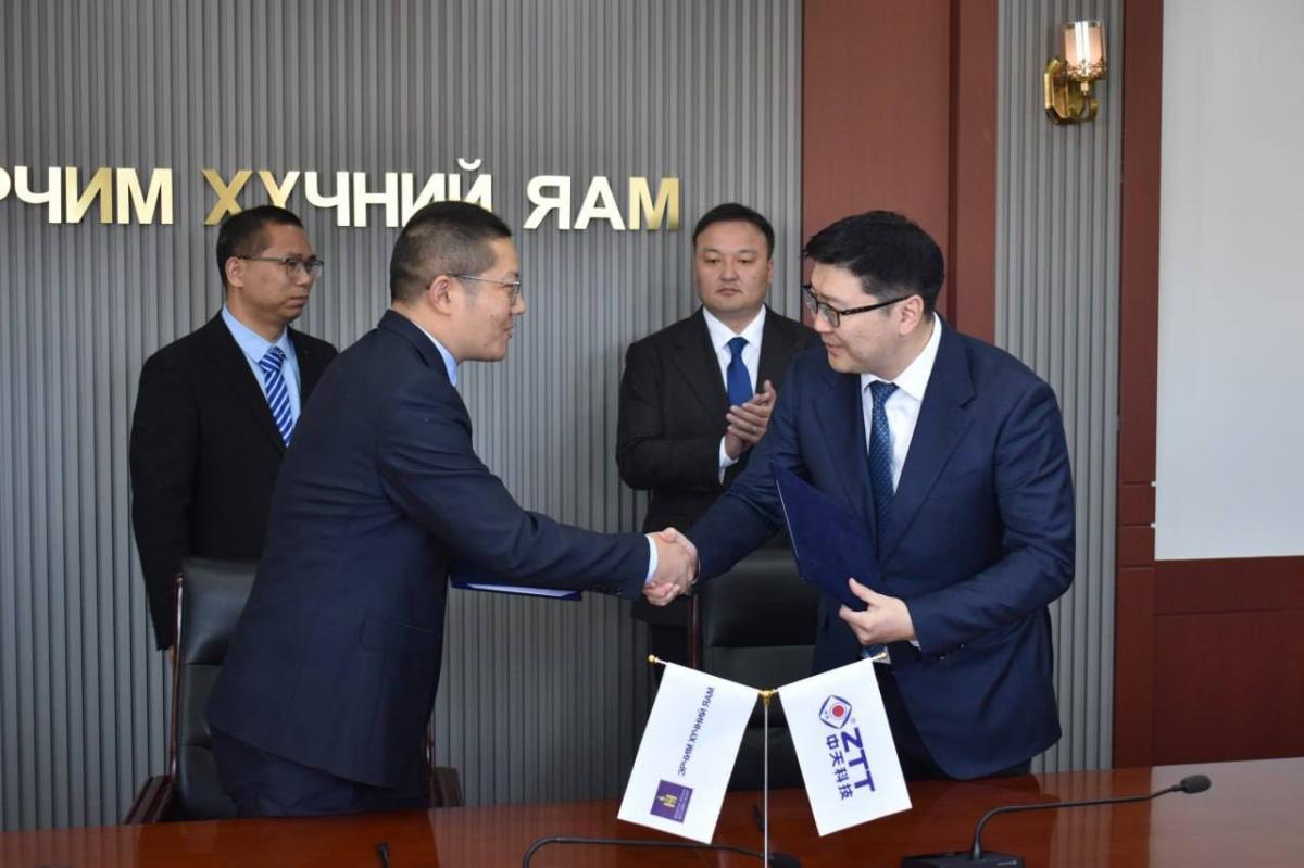 БАРУУН БҮСЭД СЭРГЭЭГДЭХ ЭРЧИМ ХҮЧНИЙ НАРНЫ ЦАХИЛГААН СТАНЦ БАЙГУУЛАХ ГЭРЭЭНД ГАРЫН ҮСЭГ ЗУРЛАА