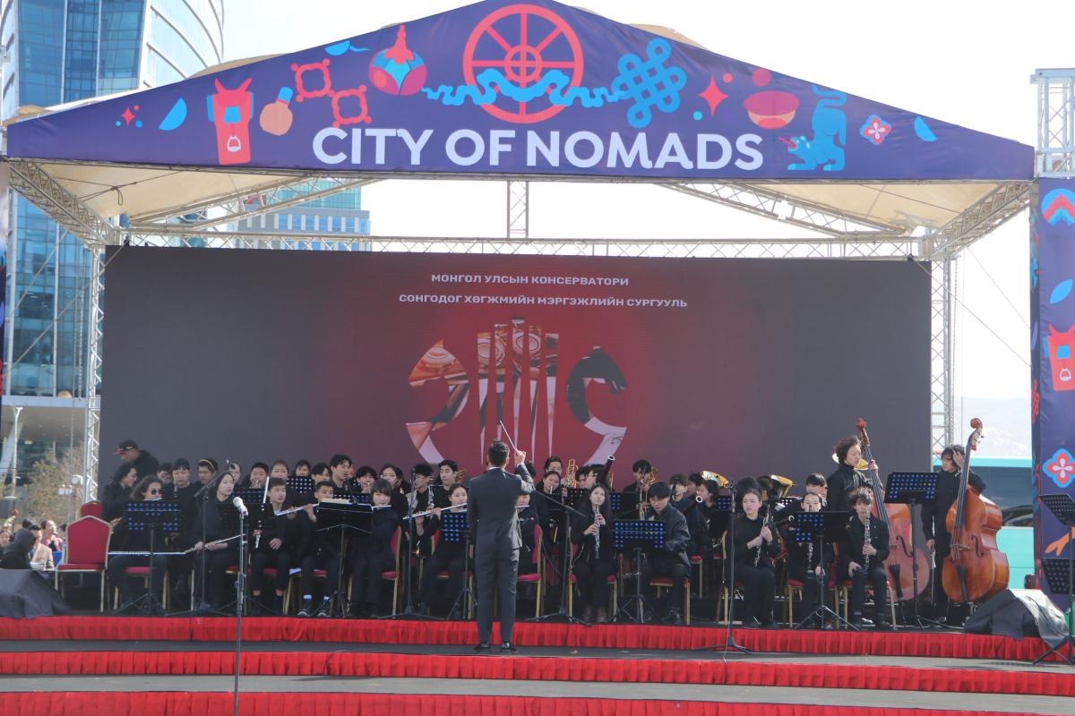 &ldquo;УЛААНБААТАРЫН ХАВАР&rdquo; СОЁЛ УРЛАГИЙН ӨДӨРЛӨГ ЗОХИОГДОНО