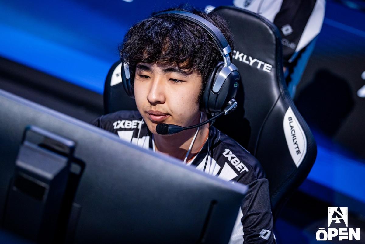 "SENZU"-ИЙН ШИНЭ БАГ МЭЙЖОРТ ОРЖ ЧАДАХ УУ?