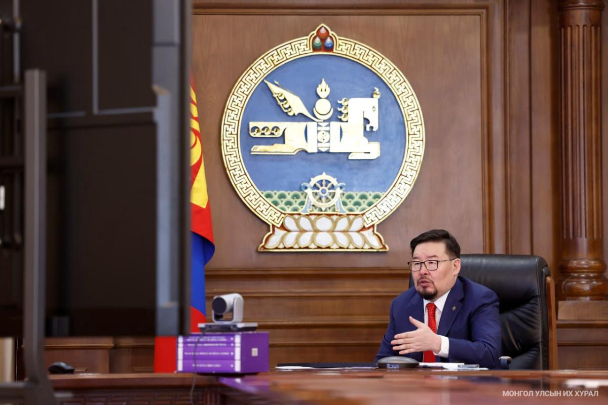 Г. ЗАНДАНШАТАР: &ldquo;ӨНӨӨДРИЙН УЛС ТӨРЖИЛТИЙН ҮНИЙГ БЕНЗИН ₮10,000 ХҮРЭХИЙН ЦАГТ БҮХ АРД ТҮМНЭЭРЭЭ ТӨЛӨХ БОЛНО&rdquo;