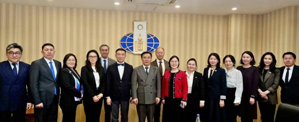 ШИНЭЭР ТОМИЛОГДСОН ЭЛЧИН САЙД НАРТАЙ БАЙГАЛЬ ОРЧНЫ АСУУДЛААР САНАЛ СОЛИЛЦЛОО