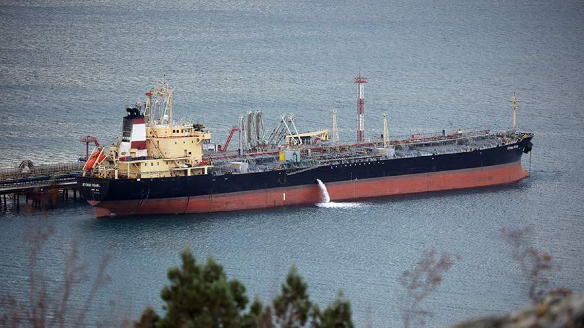 АНУ, ОРОСЫН ТАНКЕРТ КУБА РУУ ГАЗРЫН ТОС ТЭЭВЭРЛЭХИЙГ ЗӨВШӨӨРЧЭЭ