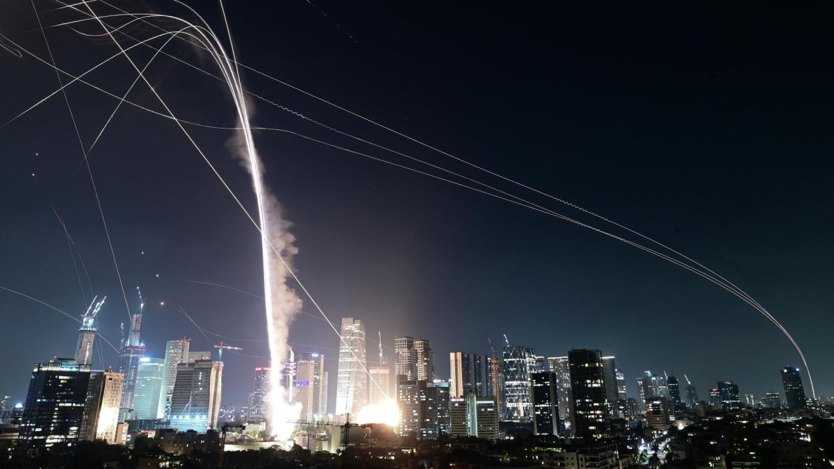 ТЕЛЬ АВИВТ ДЭЛБЭРЭЛТ БОЛЖЭЭ