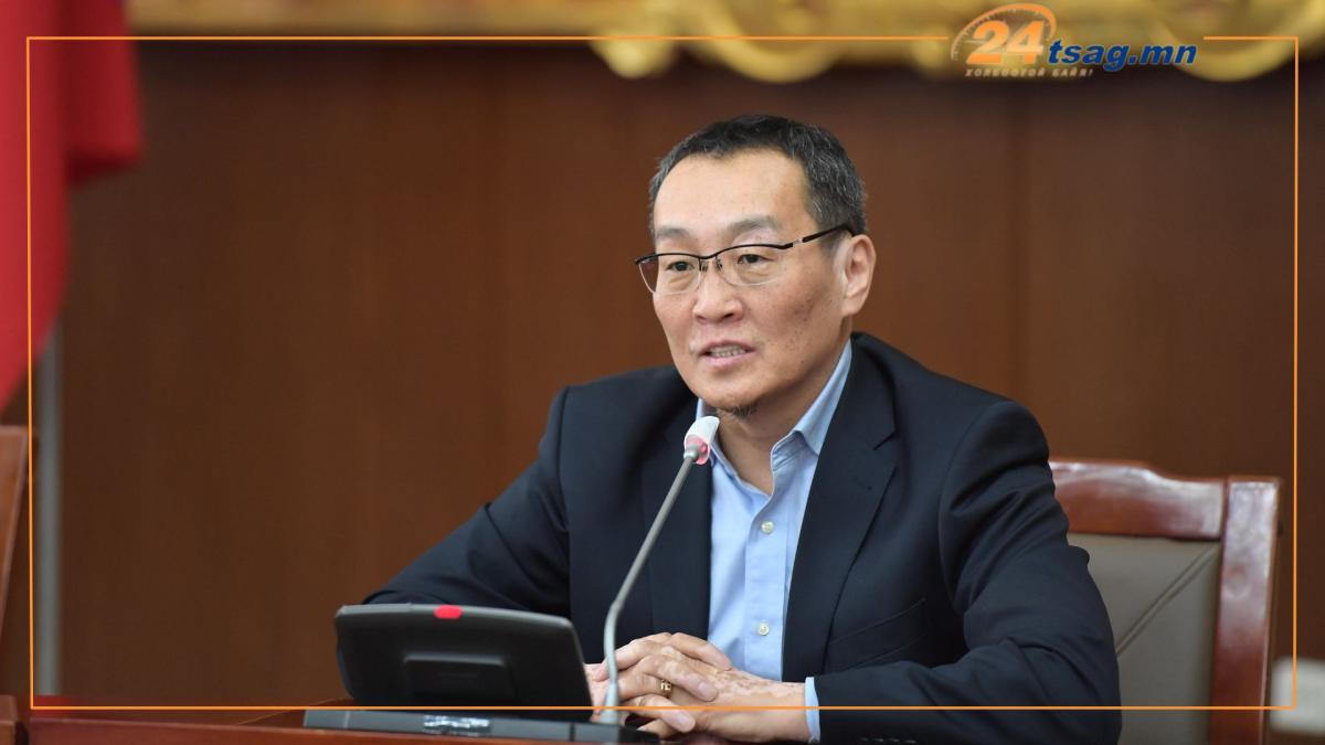 "МАН-ЫН ЗОДООН ДУУСААГҮЙ УЧРААС УИХ-ЫН ДАРГАА ТОМИЛЖ ЧАДАХГҮЙ БАЙНА"