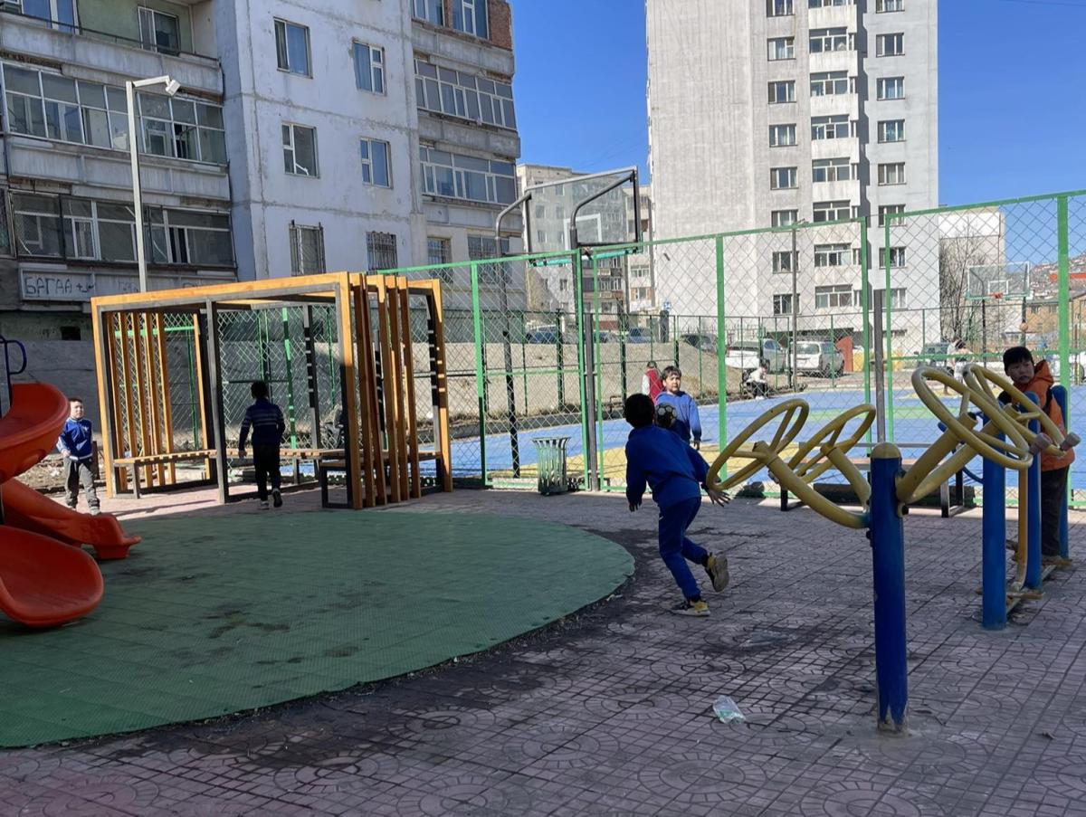 ТОГЛООМЫН ТАЛБАЙГ АЮУЛГҮЙ БОЛГОХОД ДҮҮРЭГ БҮР АНХААРЧ АЖИЛЛАНА