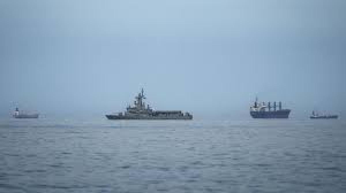 АНУ, ОРМУЗЫН ХООЛОЙГООР НЭВТРЭХИЙГ ОРОЛДСОН ХОЁР ТАНКЕРЫГ СААТУУЛЖЭЭ