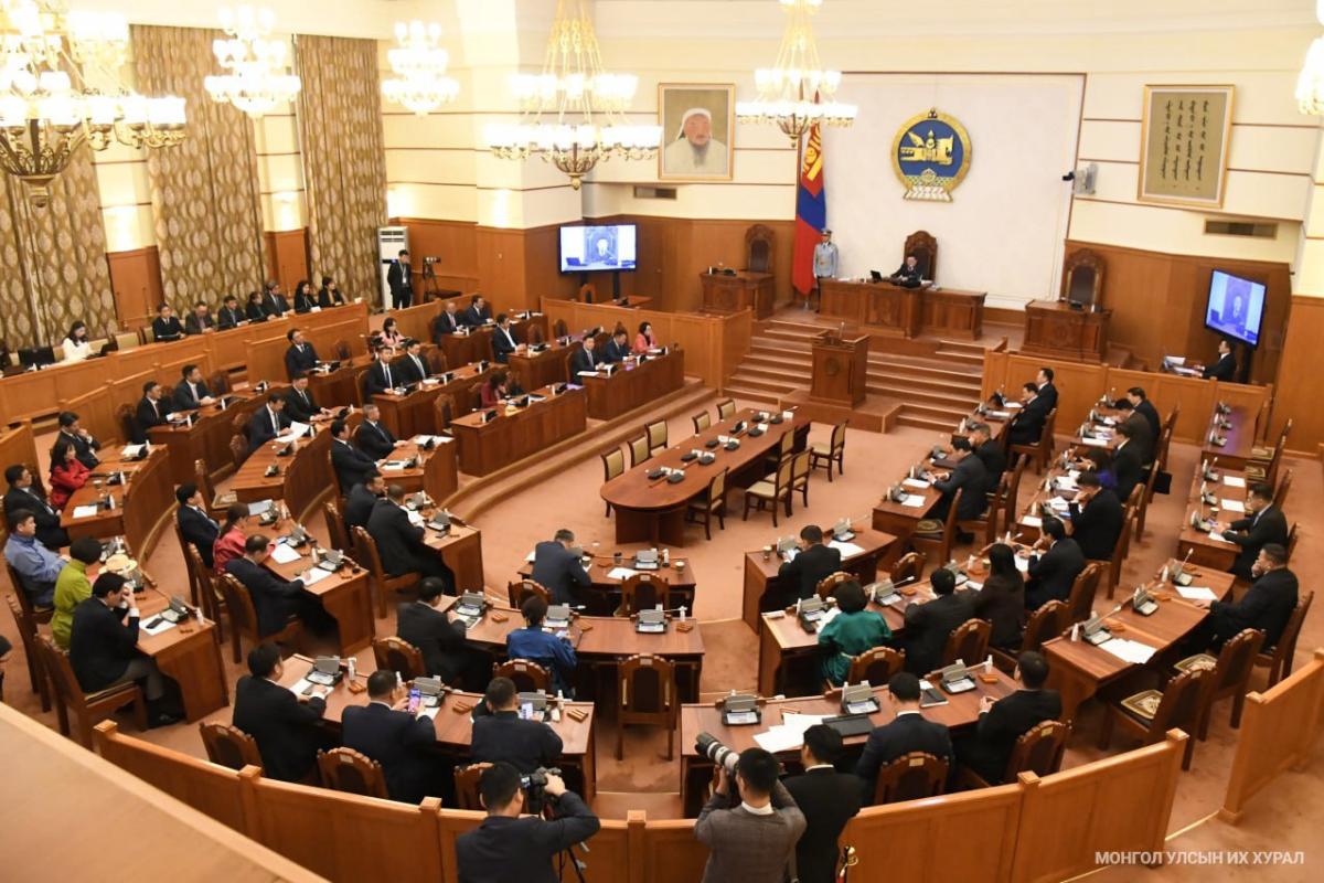 ЕРӨНХИЙЛӨГЧИЙН ӨРГӨН БАРЬСАН ХУУЛИЙН ТӨСЛИЙГ ХЭЛЭЛЦЭНЭ