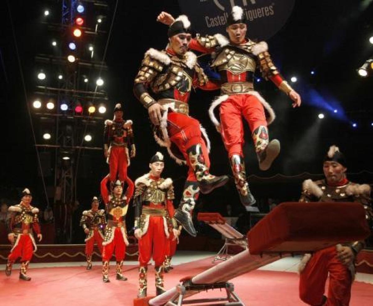 Д.СҮХБААТАРЫН ТАЛБАЙН АСАРТ ҮНЭ ТӨЛБӨРГҮЙ ЦИРКИЙН ҮЗҮҮЛБЭР ҮЗҮҮЛНЭ