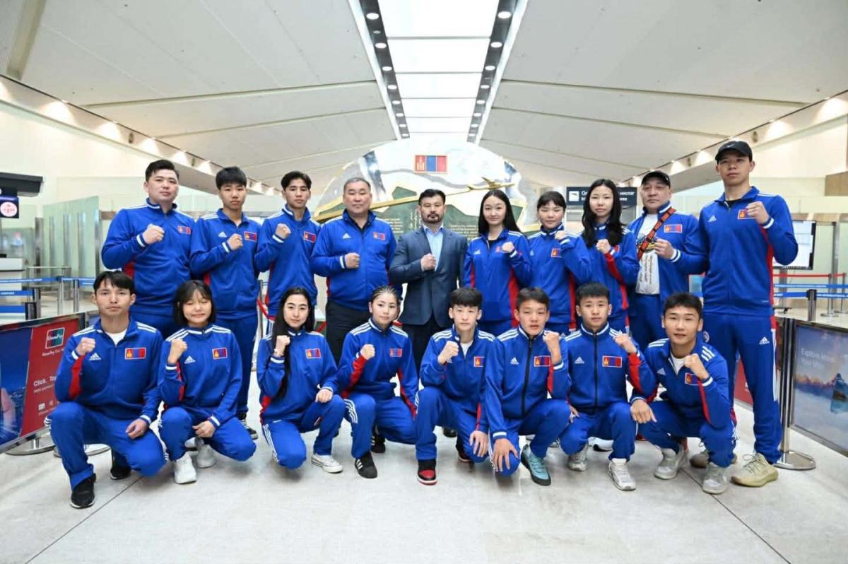 БОКСЫН ӨСВӨРИЙН БАГ АЗИЙН АВАРГАД ОРОЛЦОХООР УЗБЕКИСТАН УЛСЫГ ЗОРИЛОО