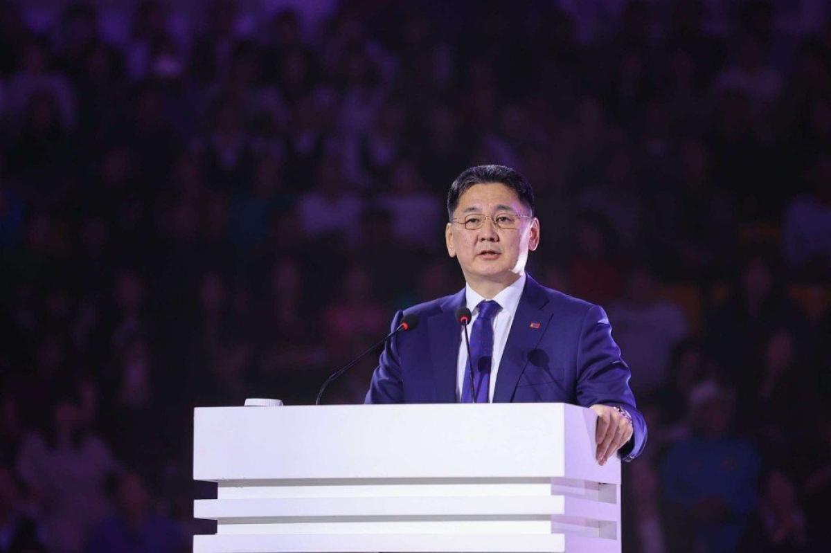 ЕРӨНХИЙЛӨГЧ У.ХҮРЭЛСҮХ БАЯНЗҮРХ ДҮҮРГИЙН ИРГЭДТЭЙ УУЛЗЛАА