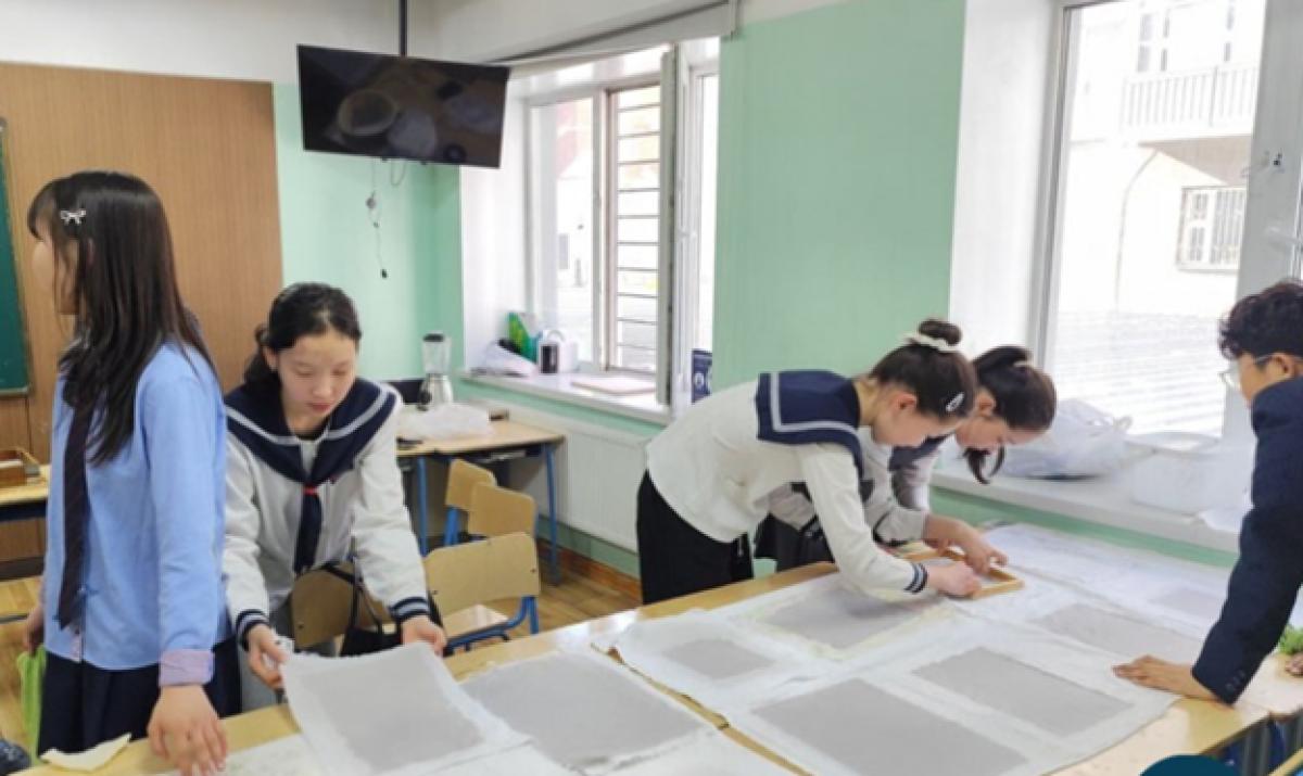 СУРАГЧИД ЦААС ДАХИН БОЛОВСРУУЛЖ СУРЛАА