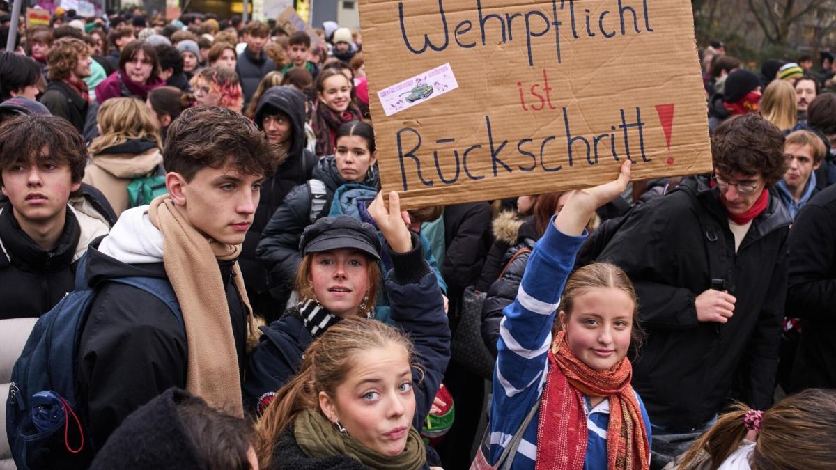 ГЕРМАНЫ ЗАЛУУС ЦЭРЭГТ АЛБА ХААХААС ТАТГАЛЗАЖ БАЙНА