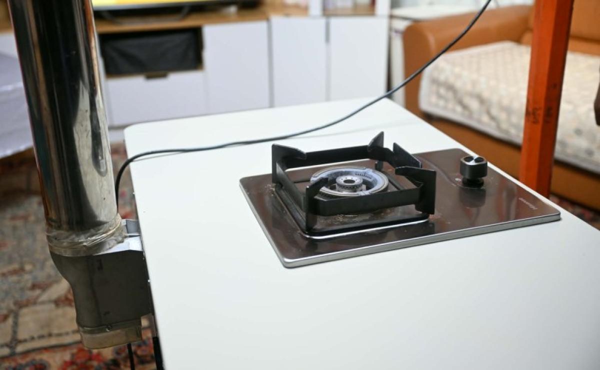 ГЭР ХОРООЛЛЫН АЙЛУУД ГАЗАН ЗУУХ АШИГЛАЖ БАЙНА