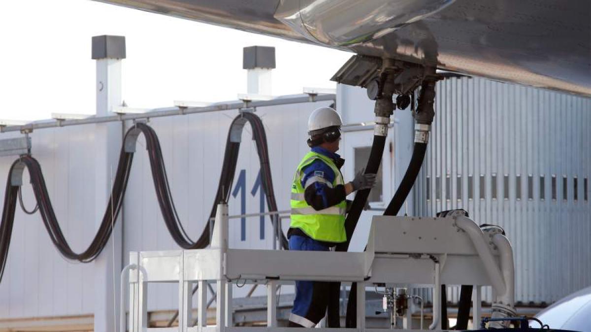 ОРОСООС АГААРЫН ТҮЛШ ИМПОРТЛОХ ЗӨВШӨӨРӨЛ ОЛГОХЫГ ГЕРМАН, ГРЕКИЙН ТАЛУУД ШААРДАЖ БАЙНА