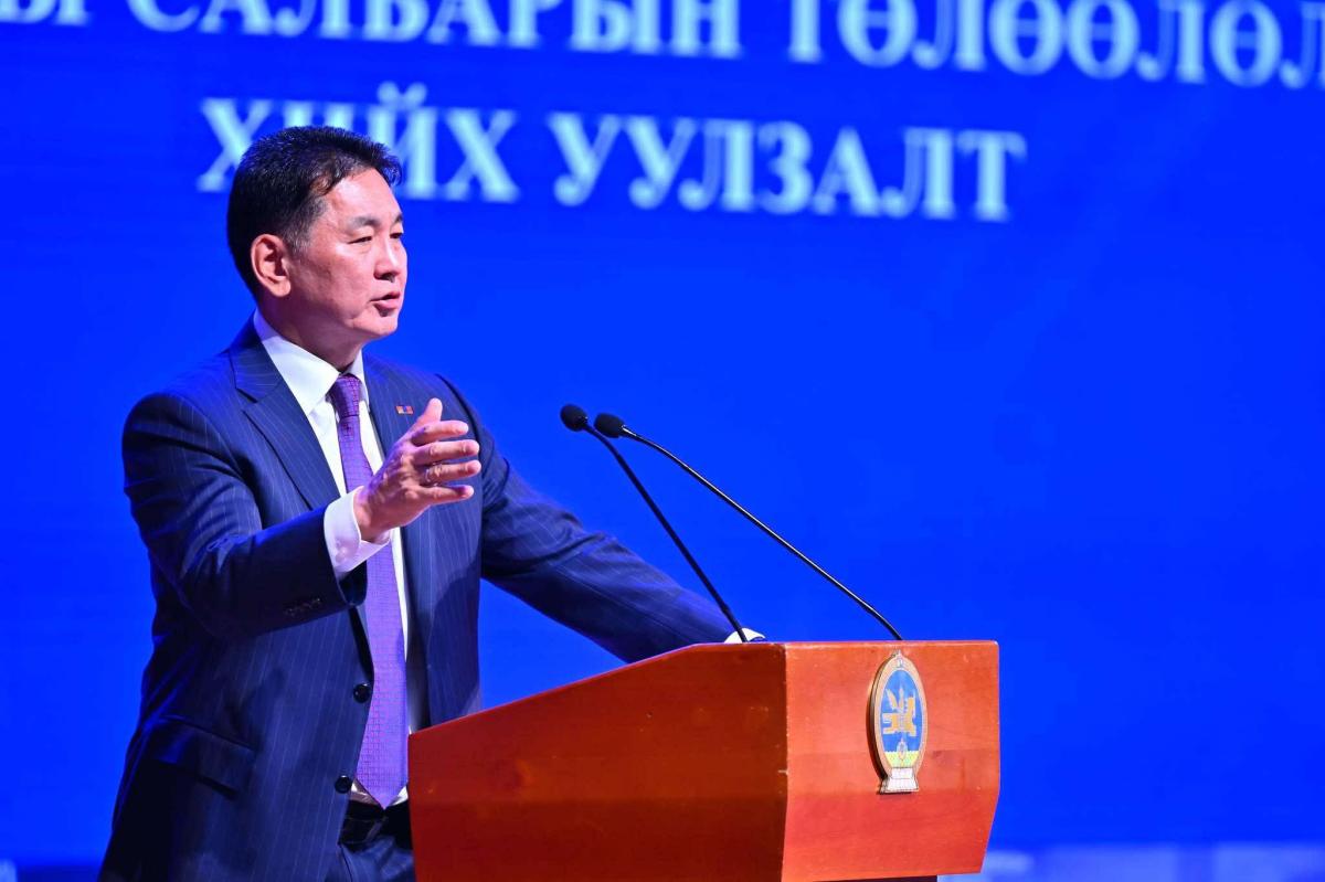 ҮНДЭСНИЙ МӨНГӨН ТЭМДЭГТ-ТӨГРӨГИЙН ТОГТВОРТОЙ БАЙДЛЫГ ХАНГАХЫН ТӨЛӨӨ ХИЧЭЭН АЖИЛЛАХЫГ ЗАХИЛАА