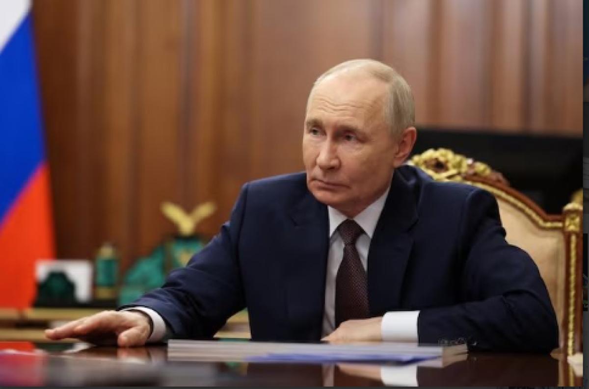 В.ПУТИН ЦЭРГИЙН АЛБА ШИНЭЭР ХААХ ХҮМҮҮСИЙН ЗЭЭЛИЙН ӨРИЙГ ТЭГЛЭХЭЭР БОЛЖЭЭ