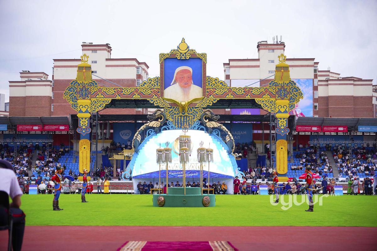 ҮНДЭСНИЙ ИX БАЯР НААДМААР 10-15-НЫ ӨДРҮҮДЭД АМАРНА