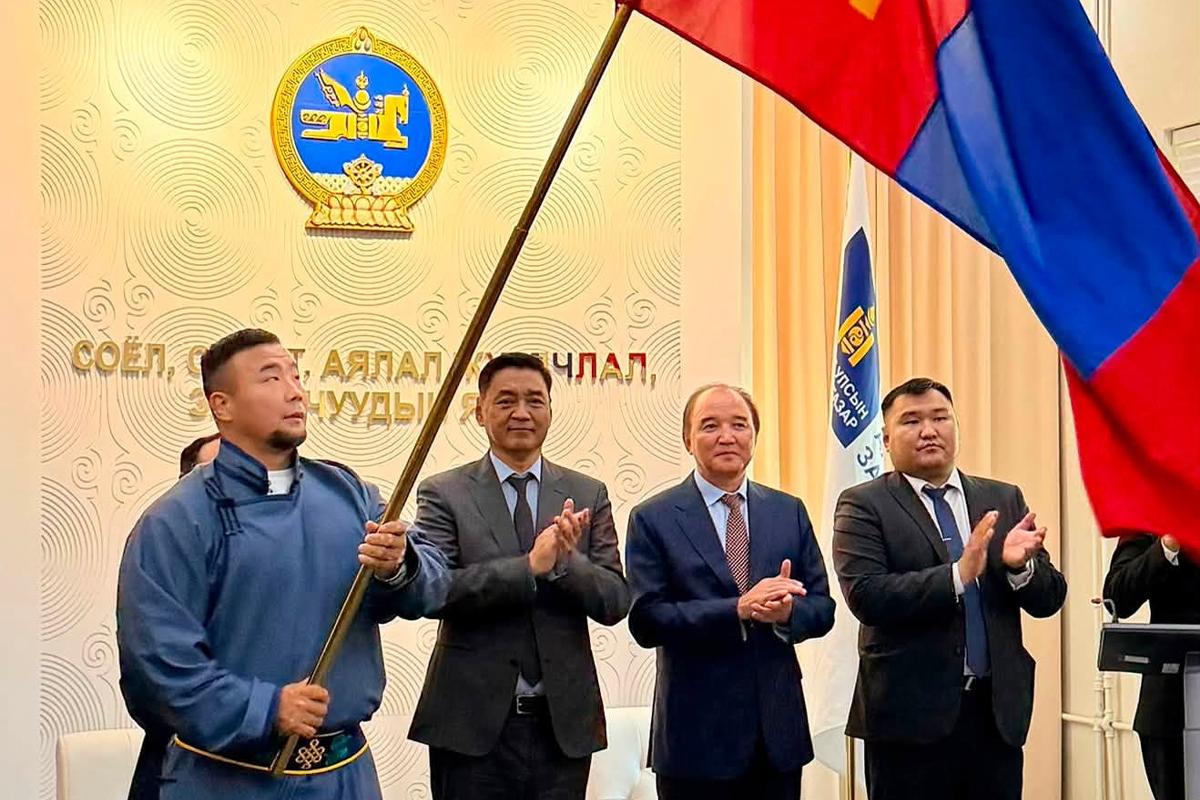 ДЭЛХИЙН НҮҮДЭЛЧДИЙН VI ИХ НААДАМД ОРОЛЦОХ БАГ ТАМИРЧИД КИРГИЗСТАН УЛСЫГ ЗОРИЛОО