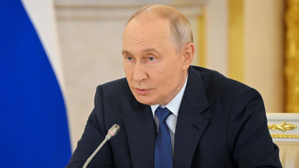 ПУТИН УКРАИНЫ ХАЛДЛАГАД СҮЙДСЭН БАЙГУУЛАМЖУУДЫГ СЭРГЭЭН БОСГОХ ҮҮРЭГ ӨГЛӨӨ