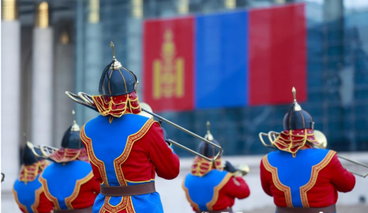 МОНГОЛ ДАЯАР ТӨРИЙН ДУУЛЛАА НЭГЭН ЗЭРЭГ ЭГШИГЛҮҮЛНЭ